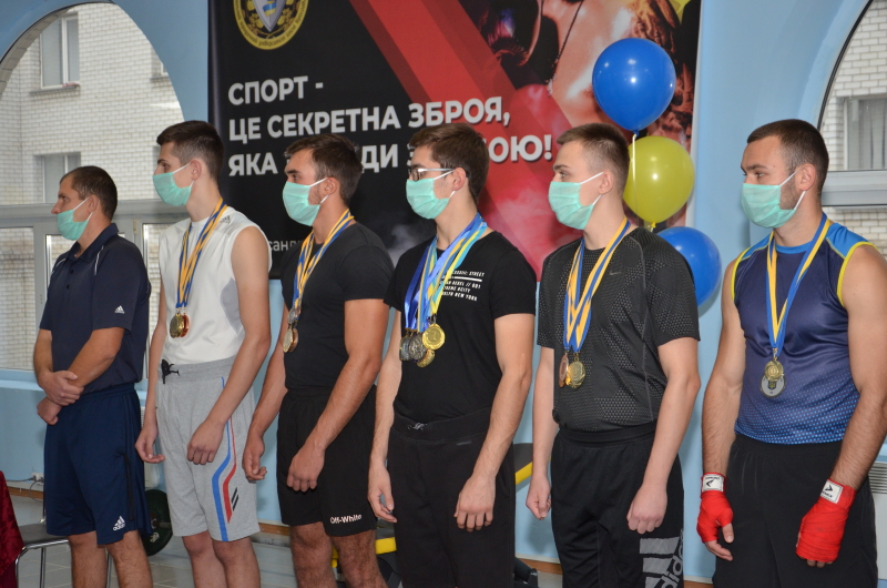В юридичному університеті імені Ярослава Мудрого відкрили новий спортзал