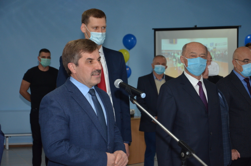 В юридичному університеті імені Ярослава Мудрого відкрили новий спортзал