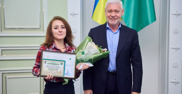 У міськраді нагородили переможців конкурсу «Молода людина року»