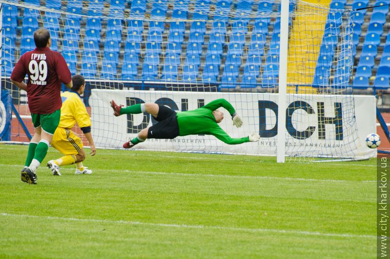 Футбольна команда Харківської міськради виграла матч у колег зі Львова (оновлено)