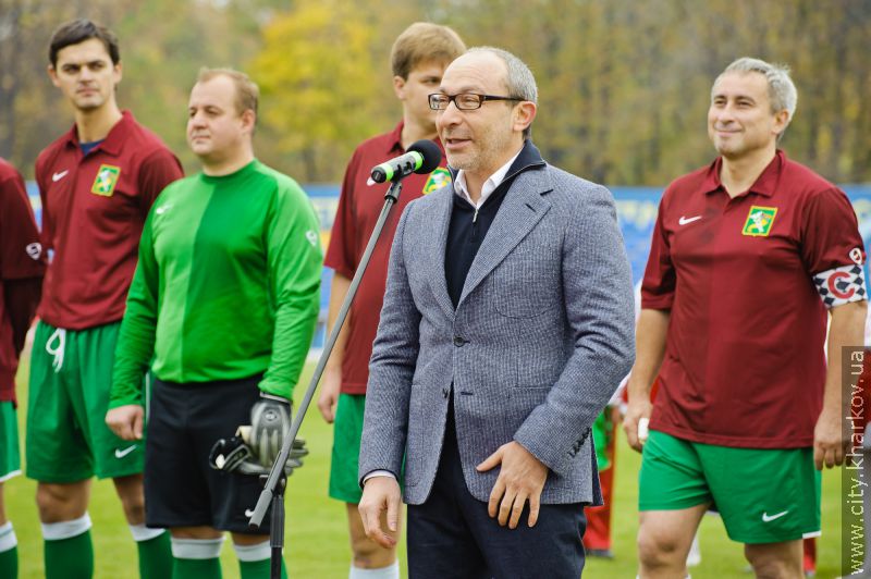 Футбольна команда Харківської міськради виграла матч у колег зі Львова (оновлено)