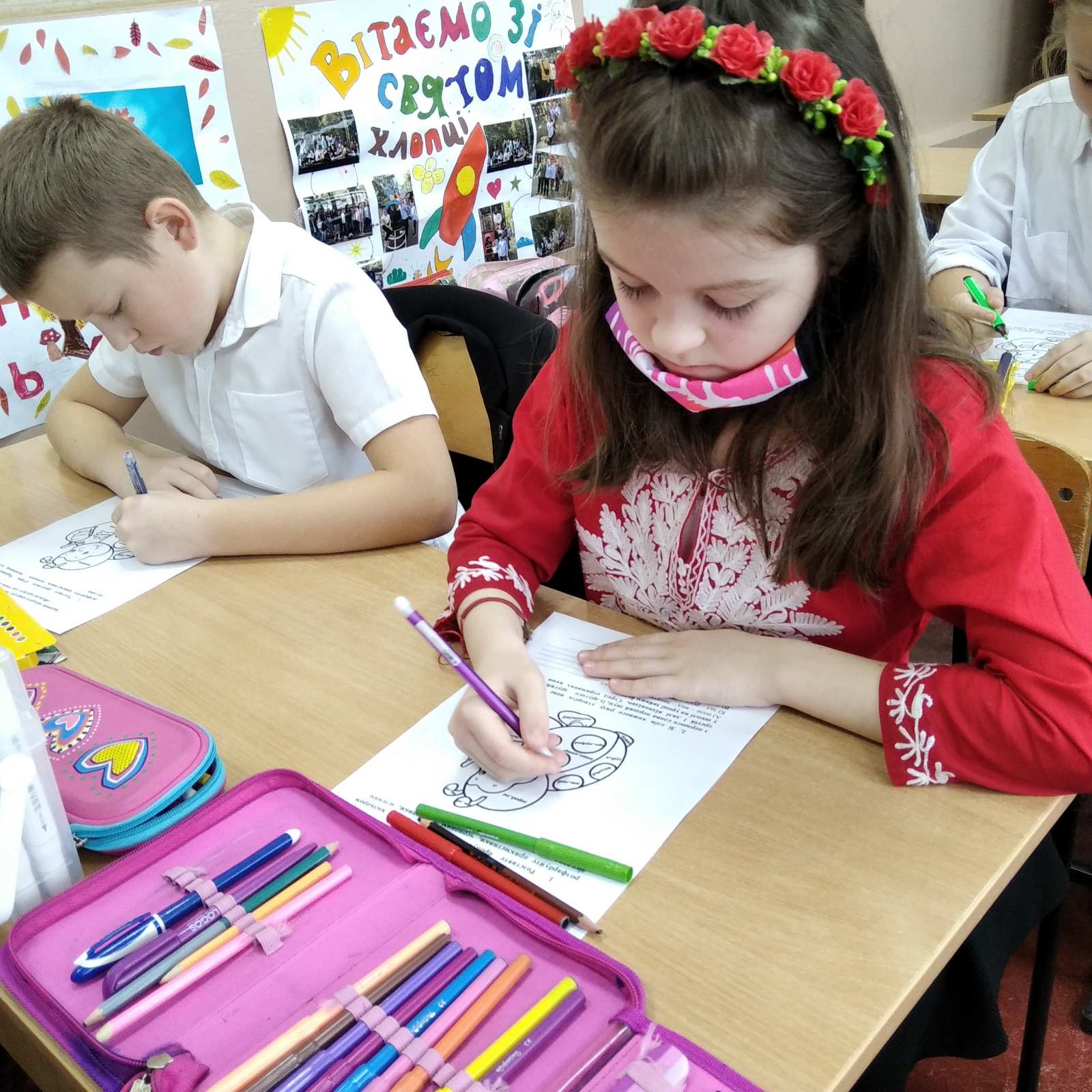 До Дня української писемності у харківських школах пройшов конкурс юних філологів