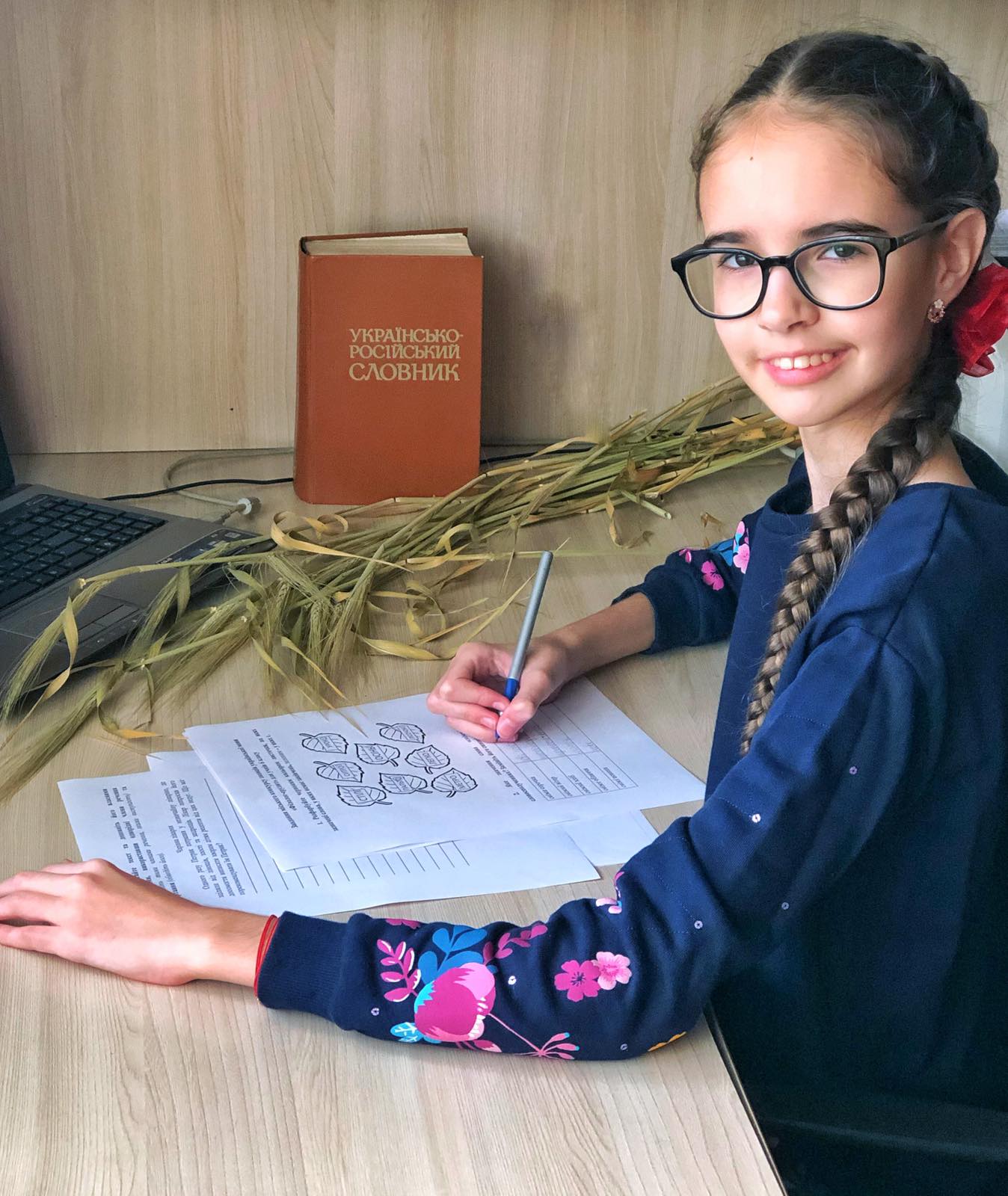 До Дня української писемності у харківських школах пройшов конкурс юних філологів