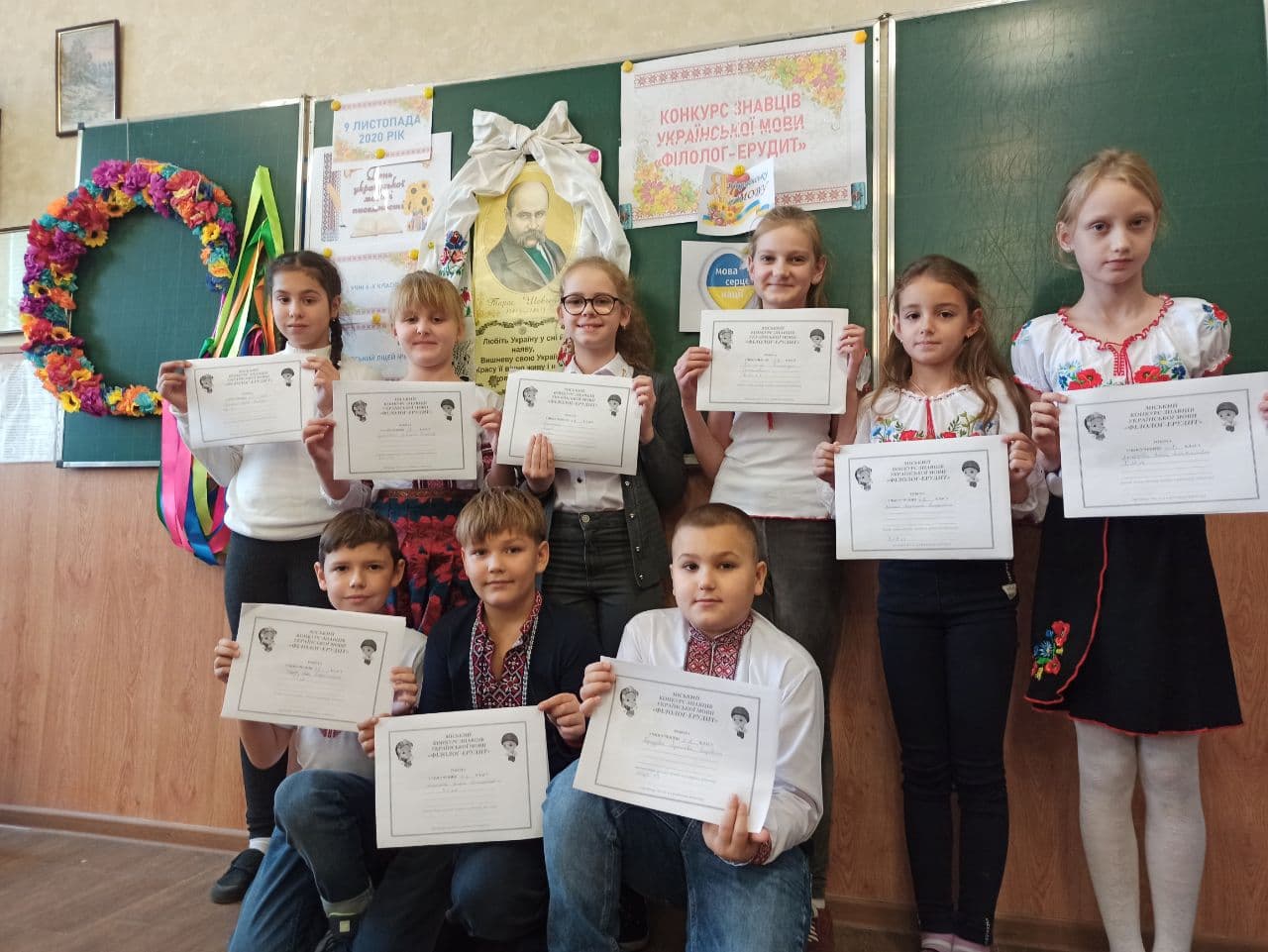 До Дня української писемності у харківських школах пройшов конкурс юних філологів