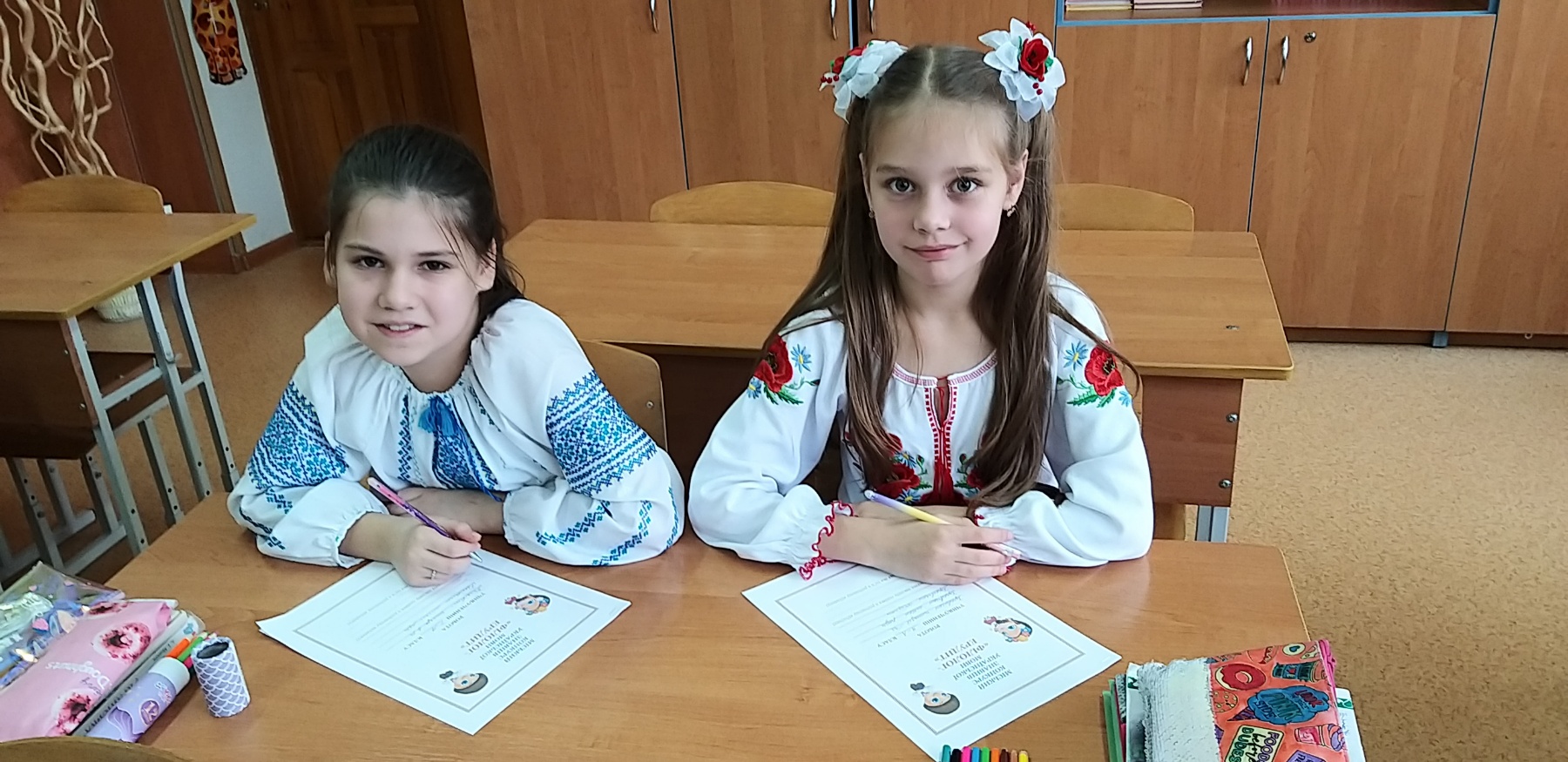 До Дня української писемності у харківських школах пройшов конкурс юних філологів