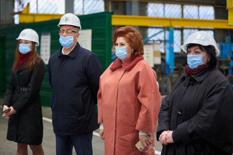 На заводі «Світло шахтаря» презентували сучасний комплекс для гірників