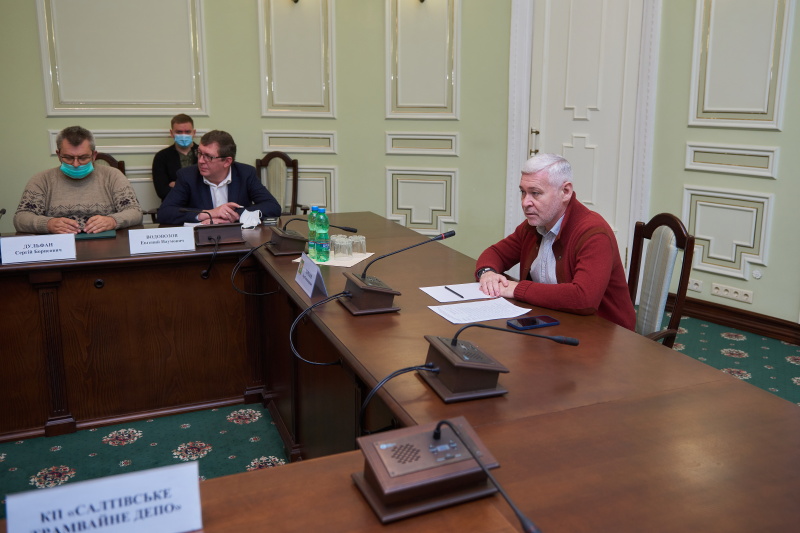 Водії громадського транспорту видаватимуть пасажирам маски