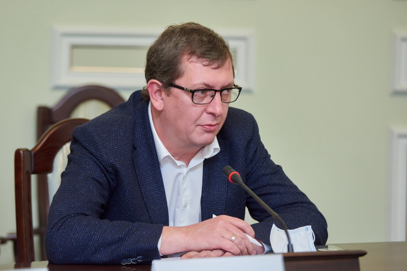 Водії громадського транспорту видаватимуть пасажирам маски