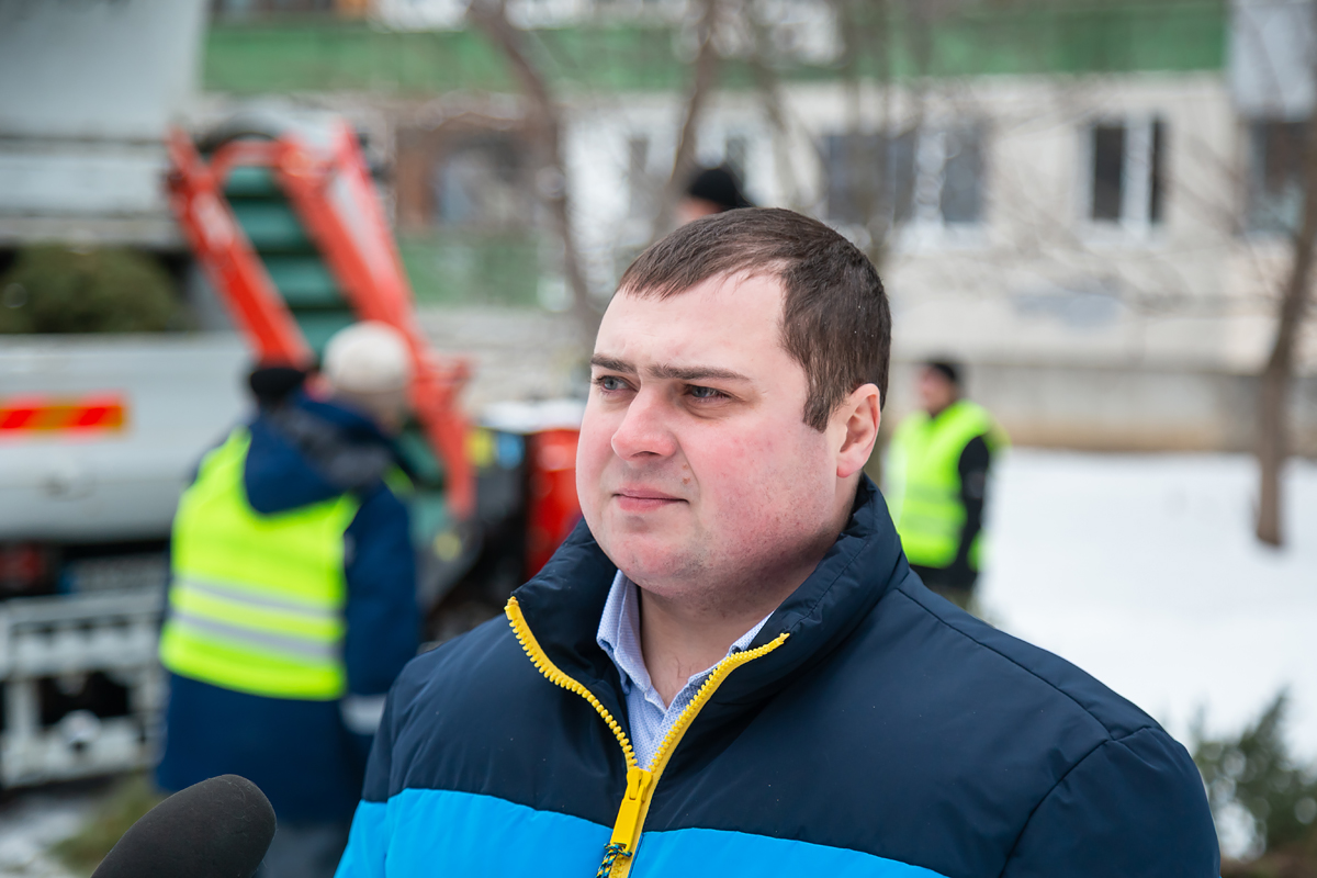 У Харкові утилізують новорічні ялинки
