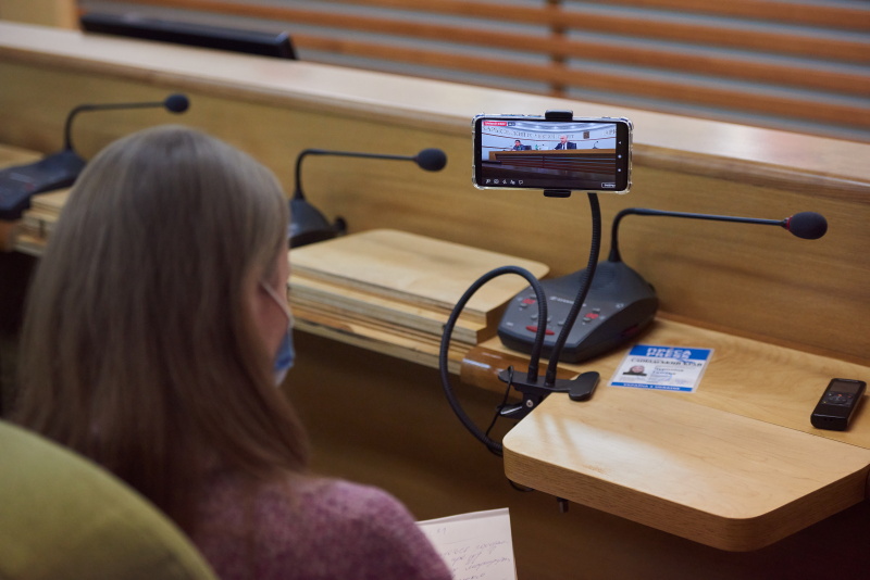 Місто виплачує матеріальну компенсацію вчителям і медпрацівникам, які захворіли на COVID-19