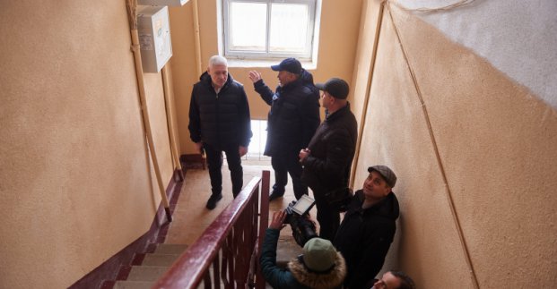 У Харкові почалися масові роботи з капітального ремонту під'їздів