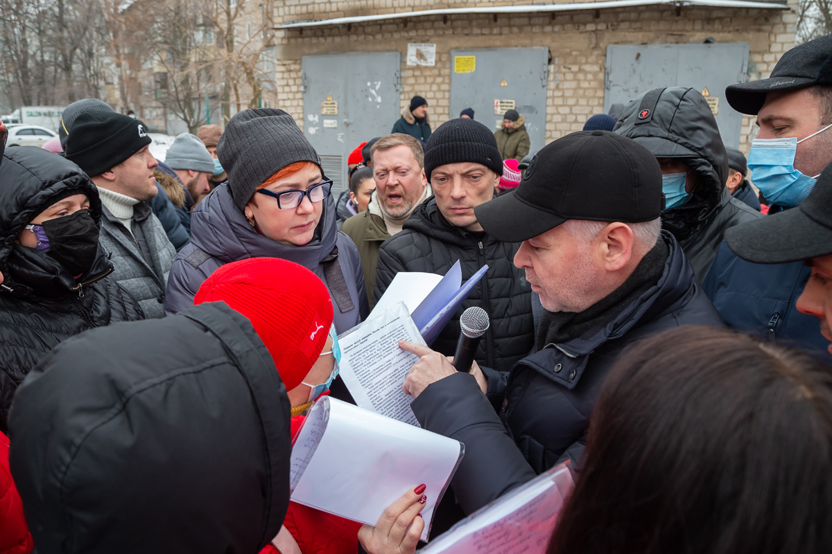 Ремонт доріг і новий дитячий садок: Ігор Терехов зустрівся з жителями Слобідського району