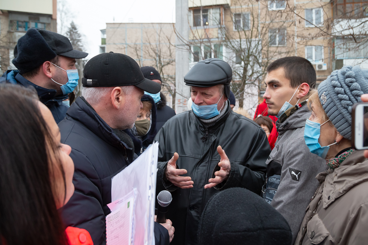 Ремонт доріг і новий дитячий садок: Ігор Терехов зустрівся з жителями Слобідського району