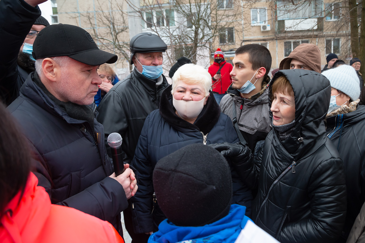 Ремонт доріг і новий дитячий садок: Ігор Терехов зустрівся з жителями Слобідського району