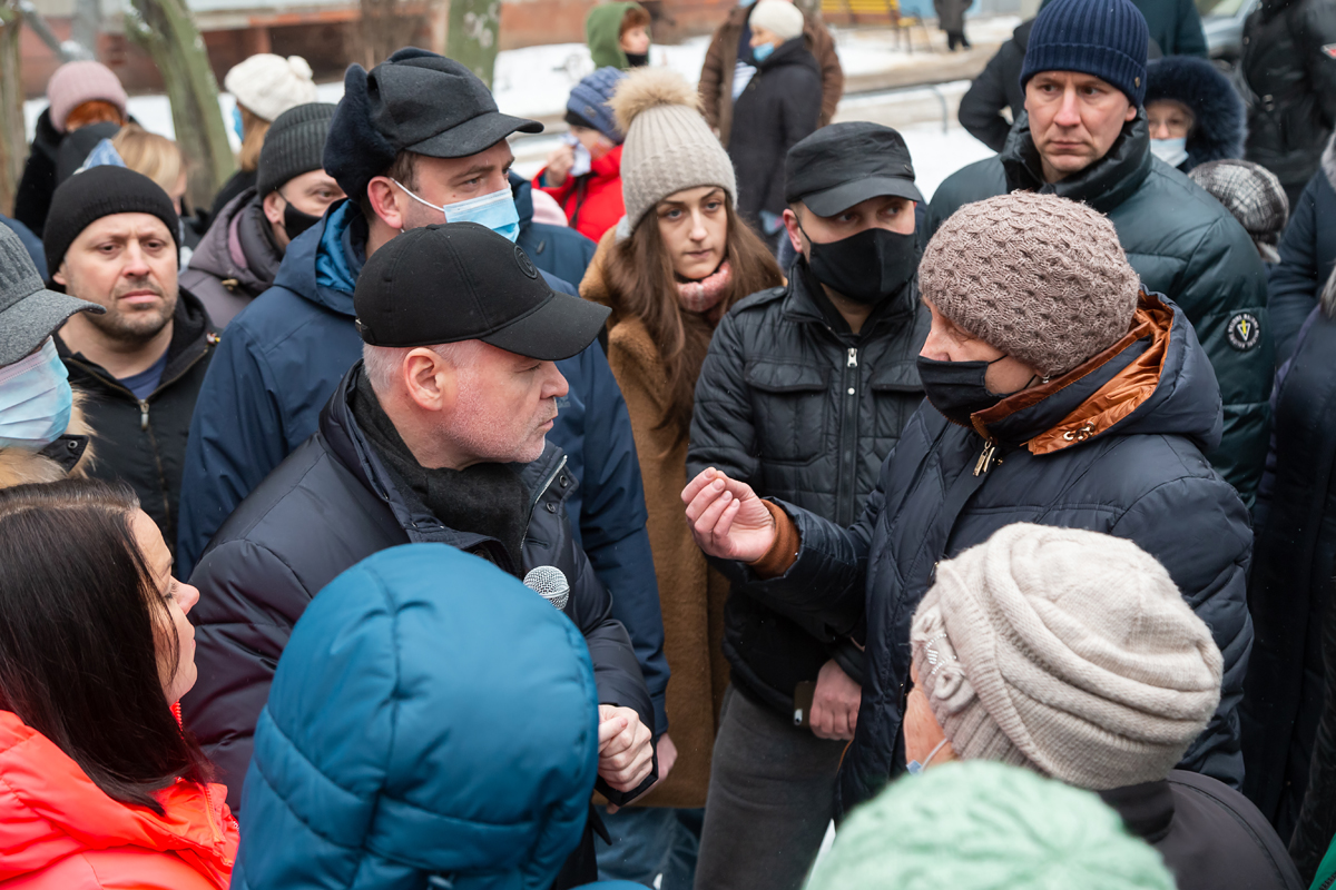 Ремонт доріг і новий дитячий садок: Ігор Терехов зустрівся з жителями Слобідського району