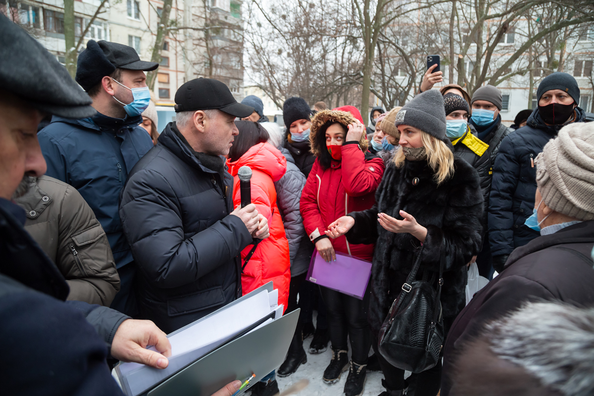 Ремонт доріг і новий дитячий садок: Ігор Терехов зустрівся з жителями Слобідського району