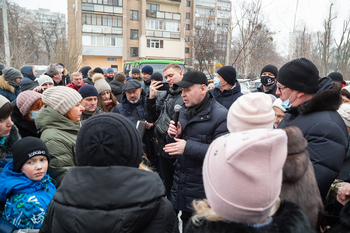 Ремонт доріг і новий дитячий садок: Ігор Терехов зустрівся з жителями Слобідського району