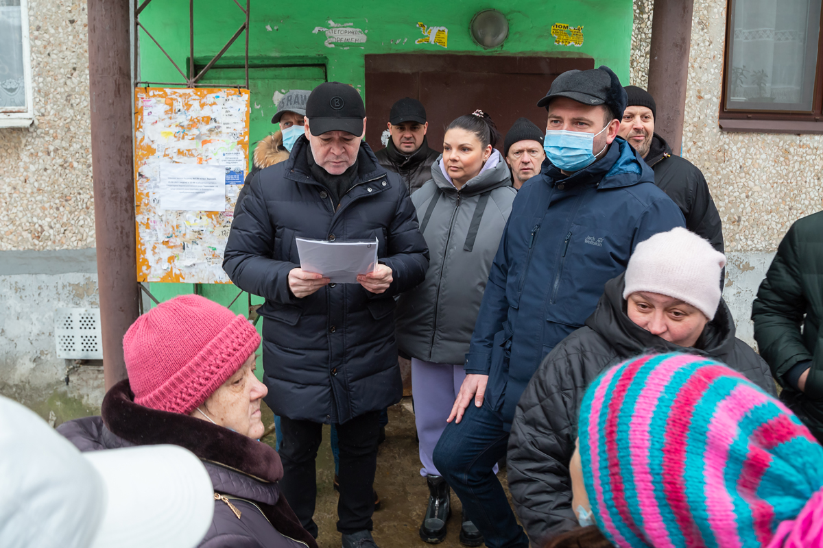 Ремонт доріг і новий дитячий садок: Ігор Терехов зустрівся з жителями Слобідського району