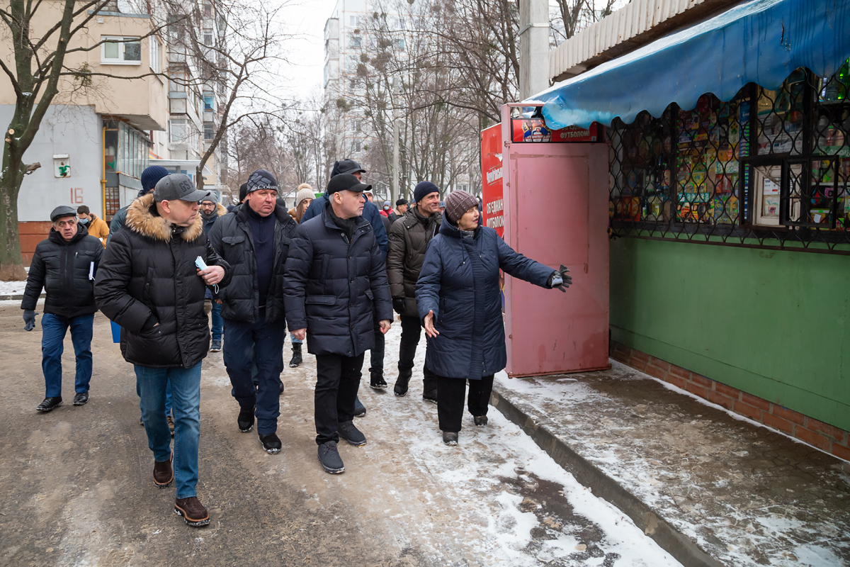 Ремонт доріг і новий дитячий садок: Ігор Терехов зустрівся з жителями Слобідського району