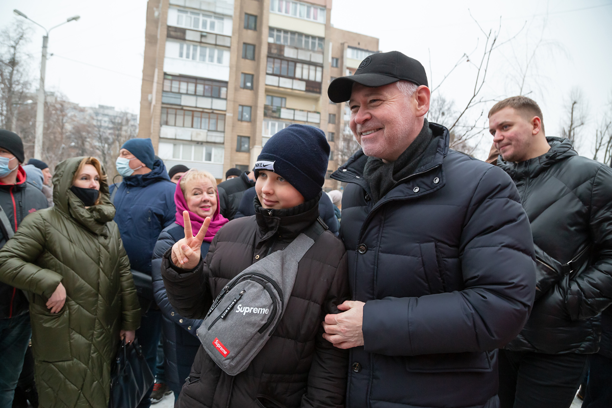 Ремонт доріг і новий дитячий садок: Ігор Терехов зустрівся з жителями Слобідського району