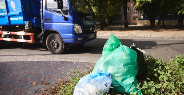 У приватному секторі Харкова встановлять сміттєві контейнери і спортивні майданчики