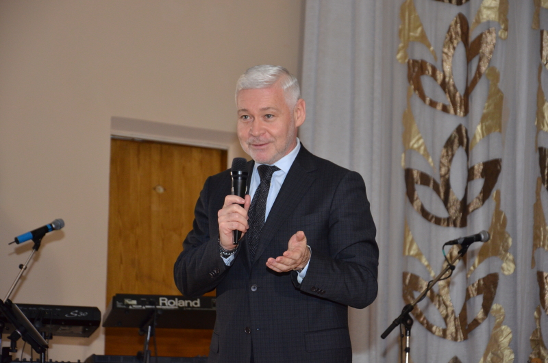 У районах міста відзначають День працівників житлово-комунального господарства