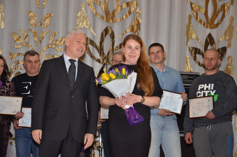 У районах міста відзначають День працівників житлово-комунального господарства