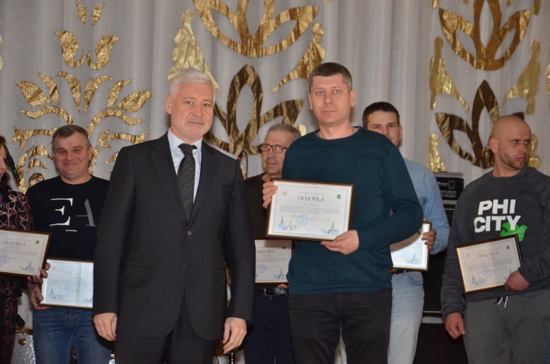 У районах міста відзначають День працівників житлово-комунального господарства