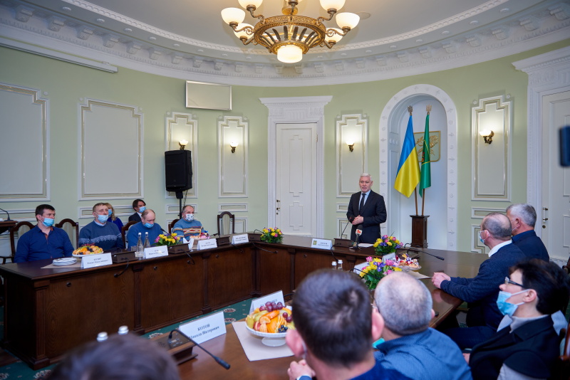 Працівникам ЖКГ вручили Почесні грамоти міської ради