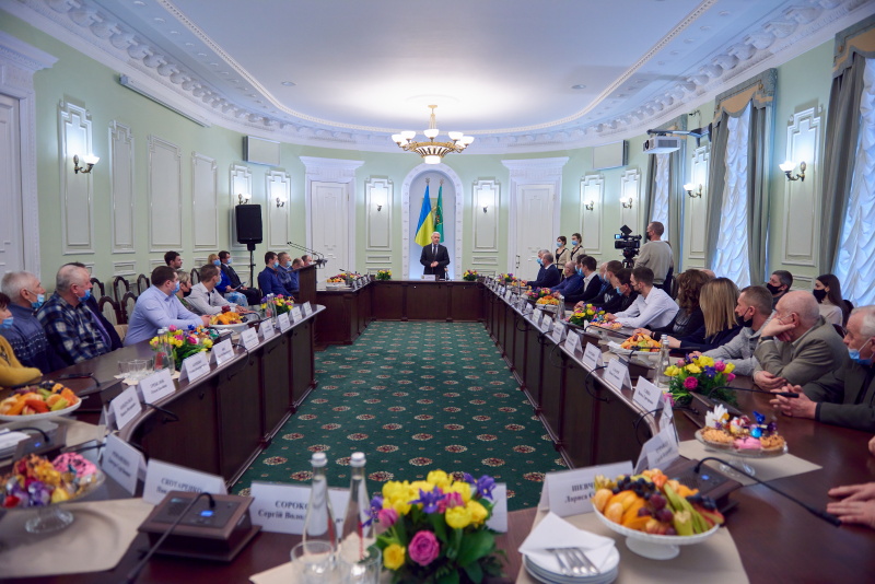 Працівникам ЖКГ вручили Почесні грамоти міської ради