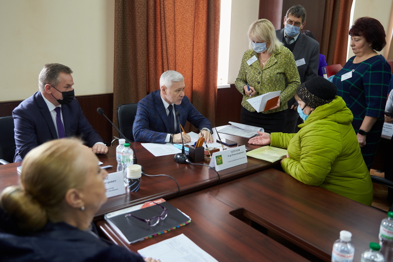 Ігор Терехов зустрівся з працівниками заводу імені Малишева