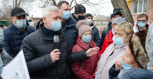 У Новобаварському районі відремонтують низку будинків і тротуарів