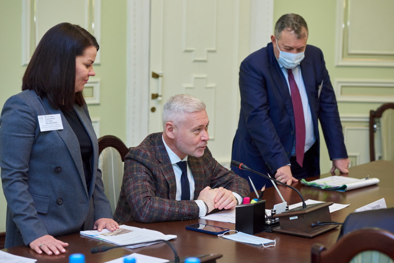 Ігор Терехов зустрівся зі співробітниками Національного фармацевтичного університету