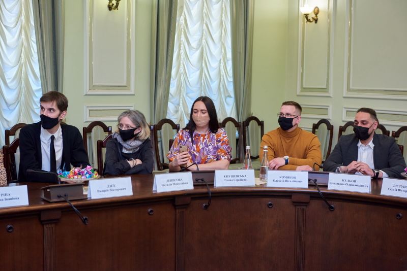 У міськраді пройшов прийом до Дня театру