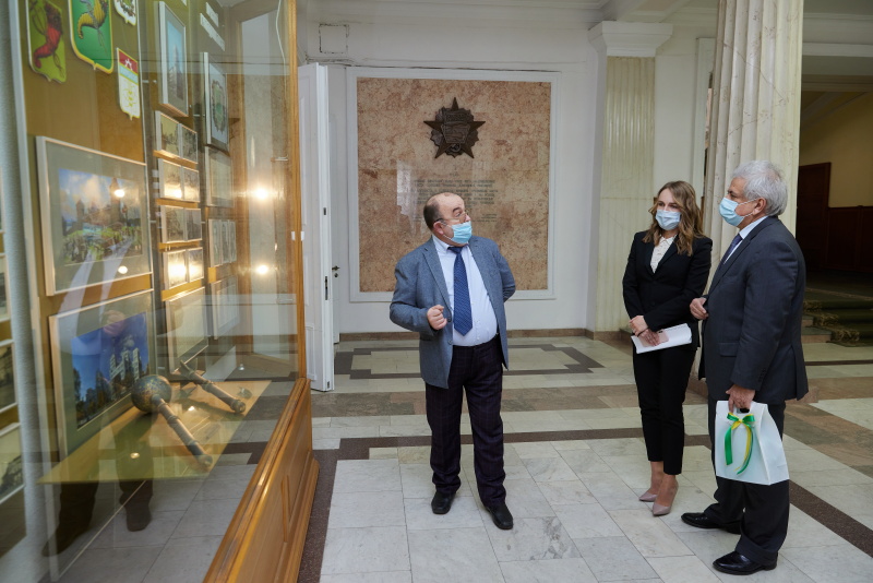 Олександр Новак зустрівся з послом Бразилії