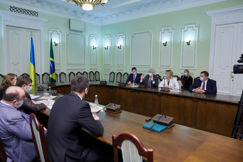 Олександр Новак зустрівся з послом Бразилії