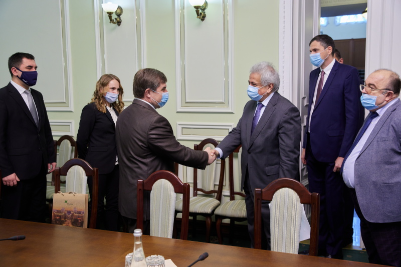 Олександр Новак зустрівся з послом Бразилії