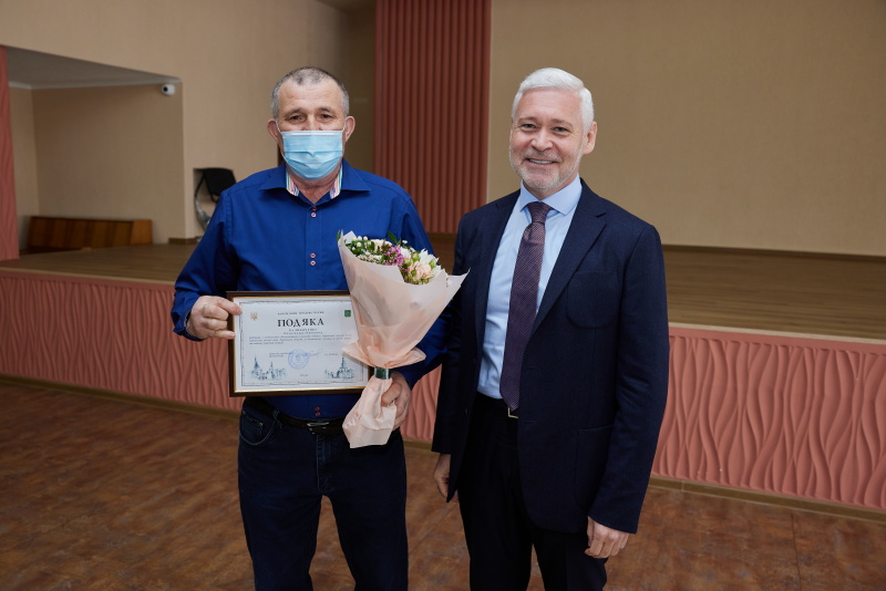 У найбільшій школі Немишлянського району відремонтують спортзал