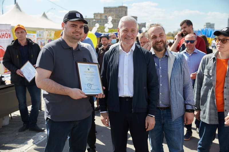 Провідні підприємства Харкова представили на площі Свободи свої досягнення