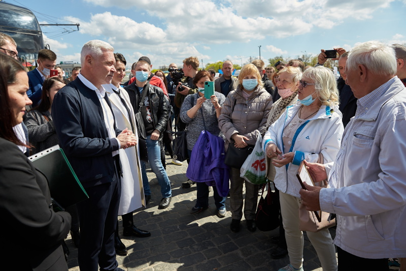 Провідні підприємства Харкова представили на площі Свободи свої досягнення