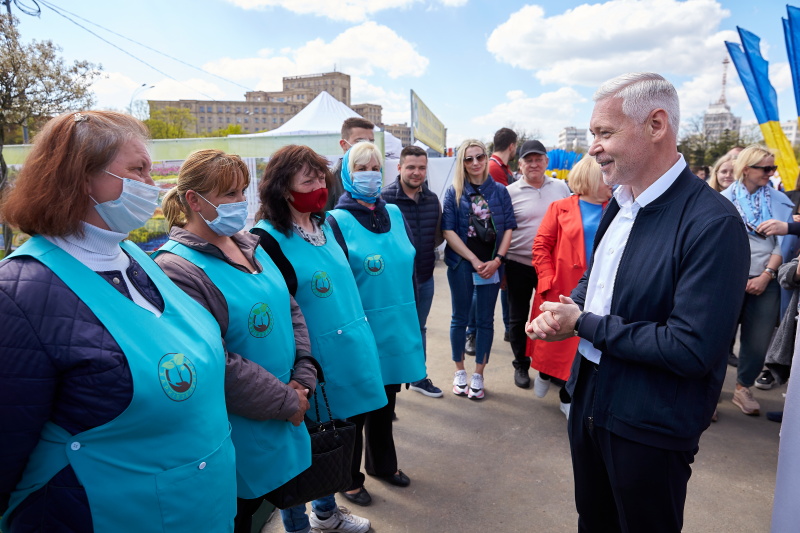 Провідні підприємства Харкова представили на площі Свободи свої досягнення