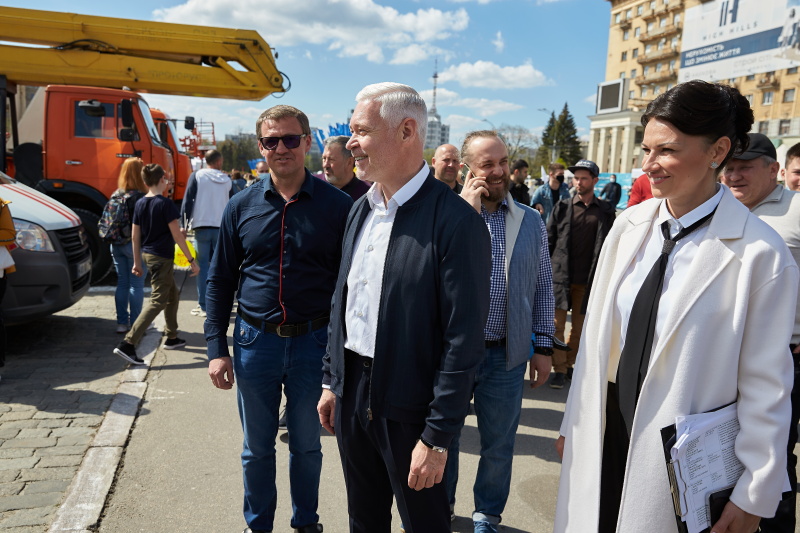 Провідні підприємства Харкова представили на площі Свободи свої досягнення