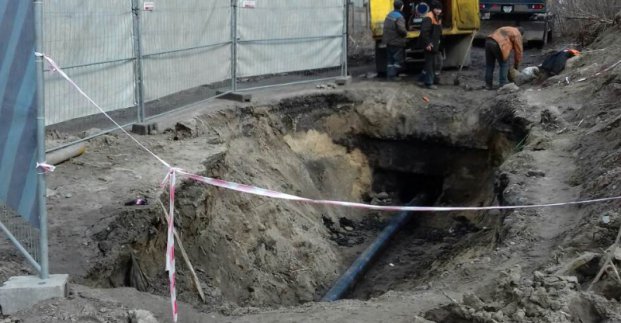В Основ'янському районі перекладають мережі холодного водопостачання