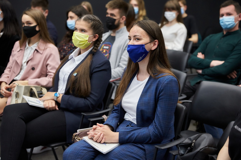 У Харкові навчатимуть на помічника депутата