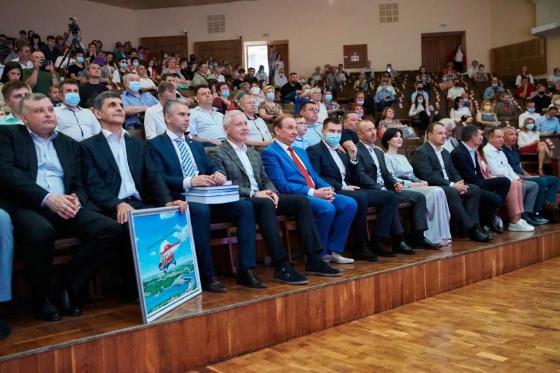 В ХАІ відзначили 91-річчя і відкрили пам'ятник літаку