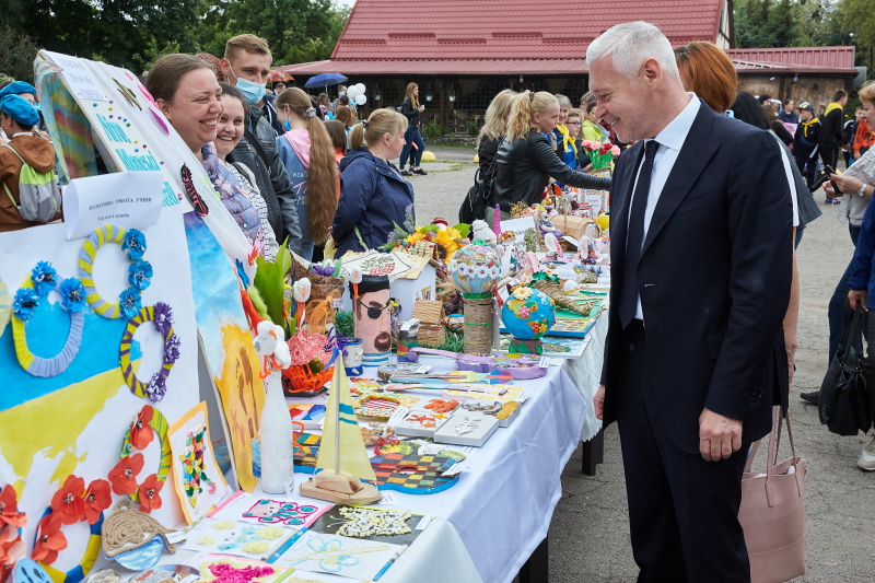 У парку Машинобудівників відбулося свято для дітей