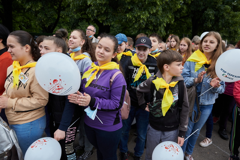 У парку Машинобудівників відбулося свято для дітей
