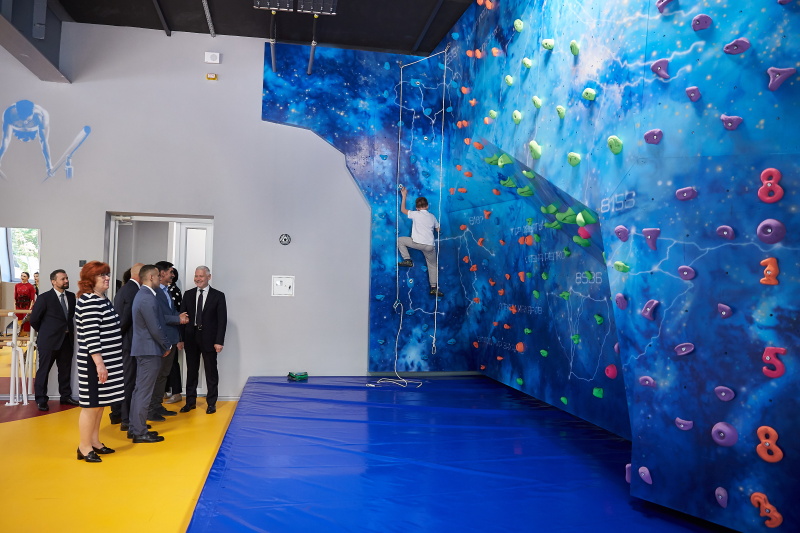 У спорткомплексі на Новгородській відкривають дитячі секції