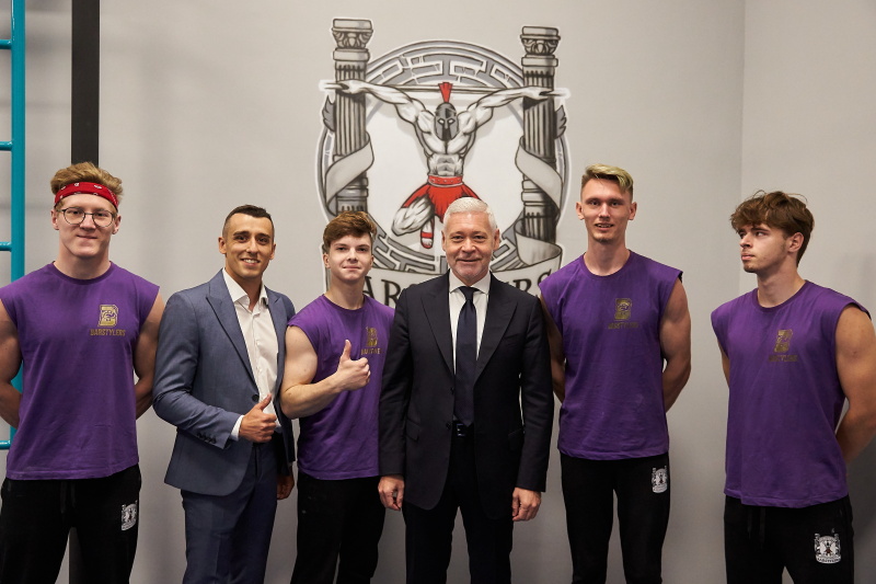 У спорткомплексі на Новгородській відкривають дитячі секції