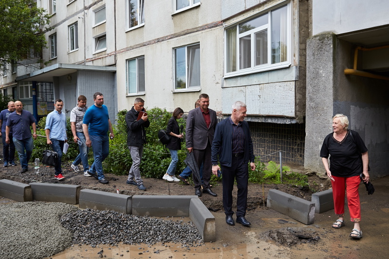У Харківській школі №29 реконструюють стадіон